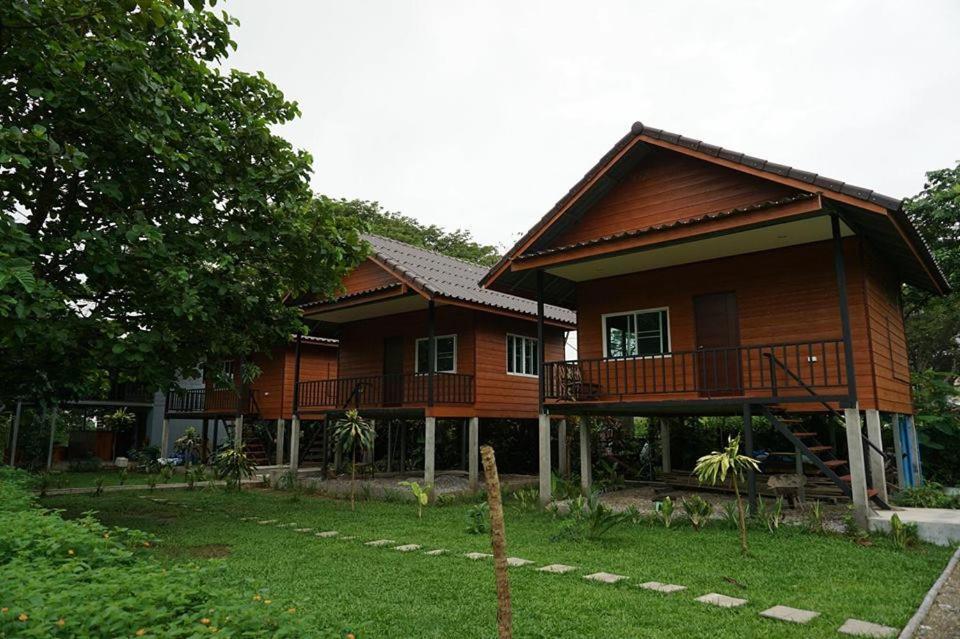 Pasanchai Bungalow Vang Vieng Exterior foto